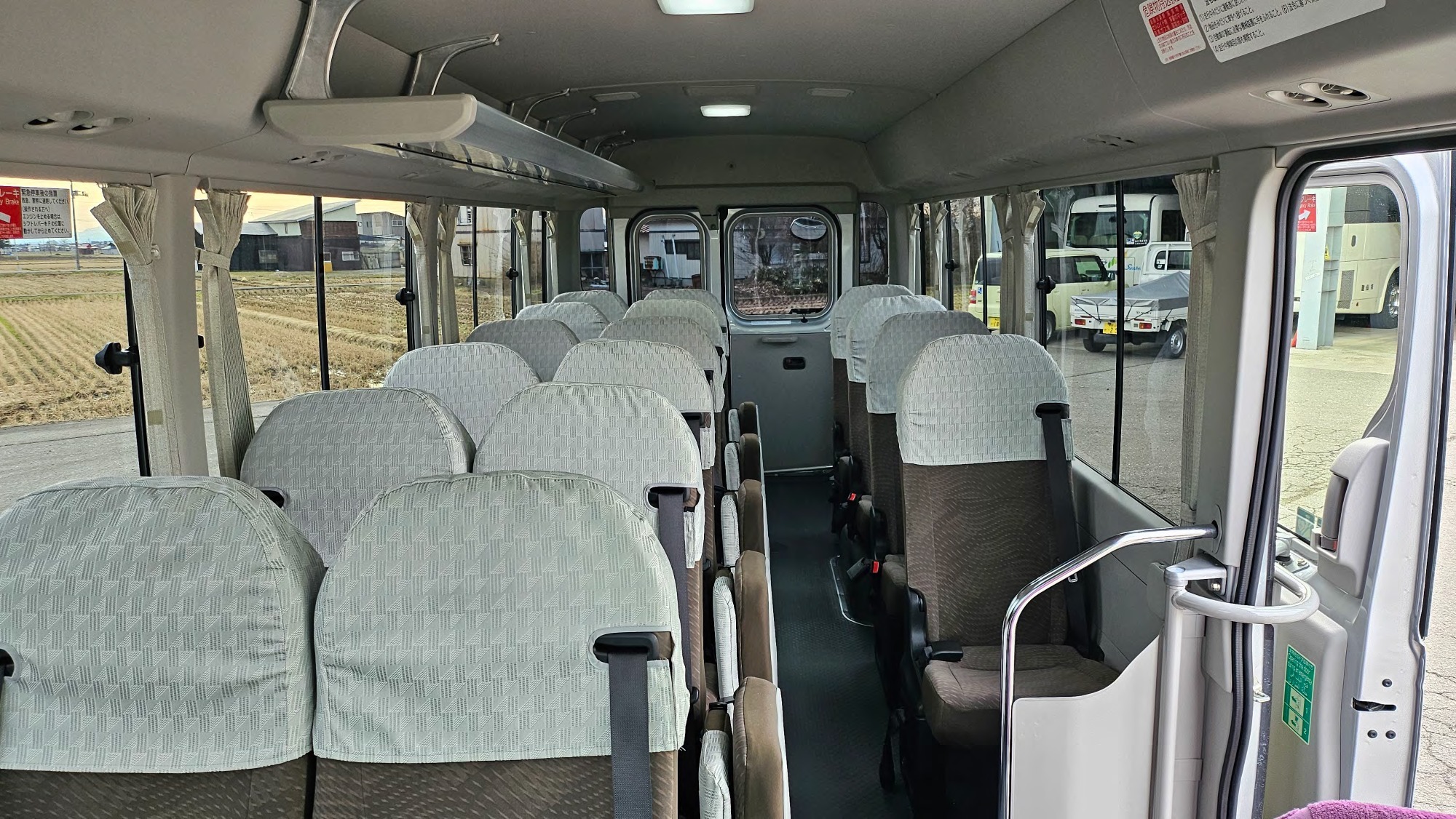 小型バス23人乗り